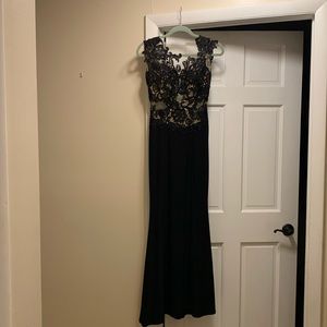 Beautiful long gown!